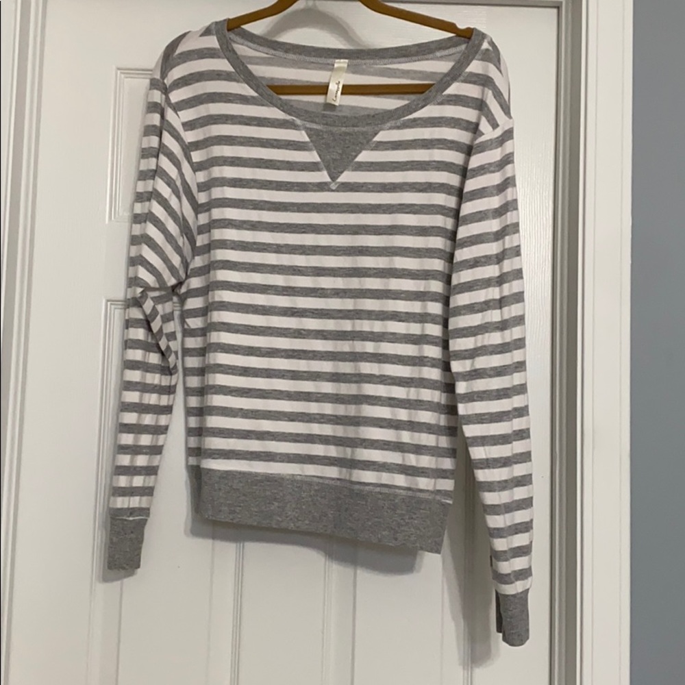Loveappella crew neck striped top